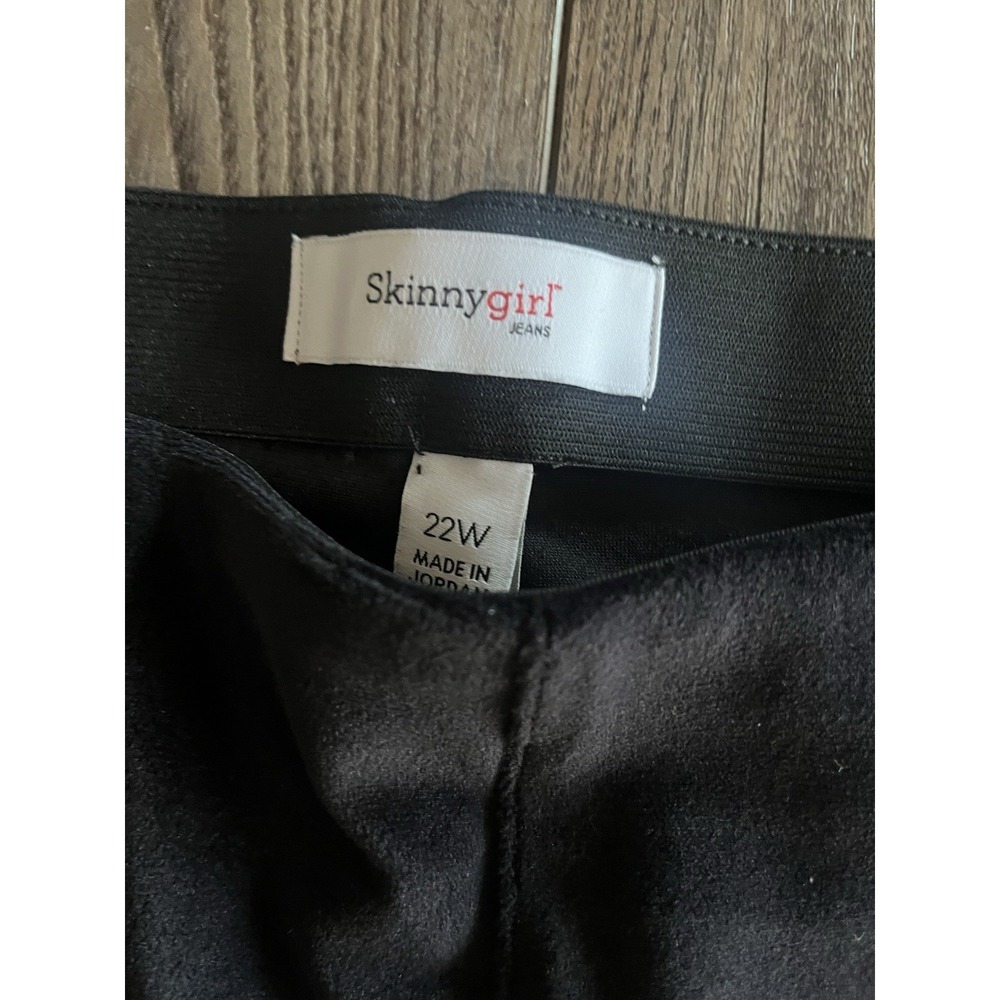 Skinnygirl "Bailey Seamless Pull On" skinny jeans in black, size 22W - Picture 3 of 5